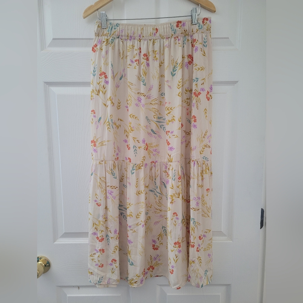 Preview Floral Skirt 18